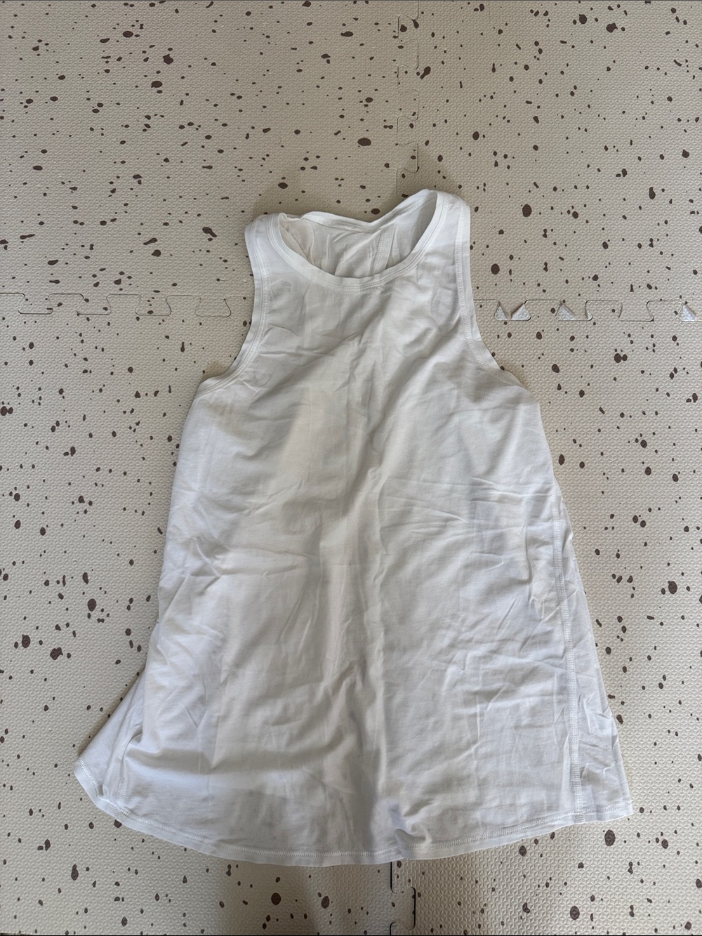 White Tank with an open slit back